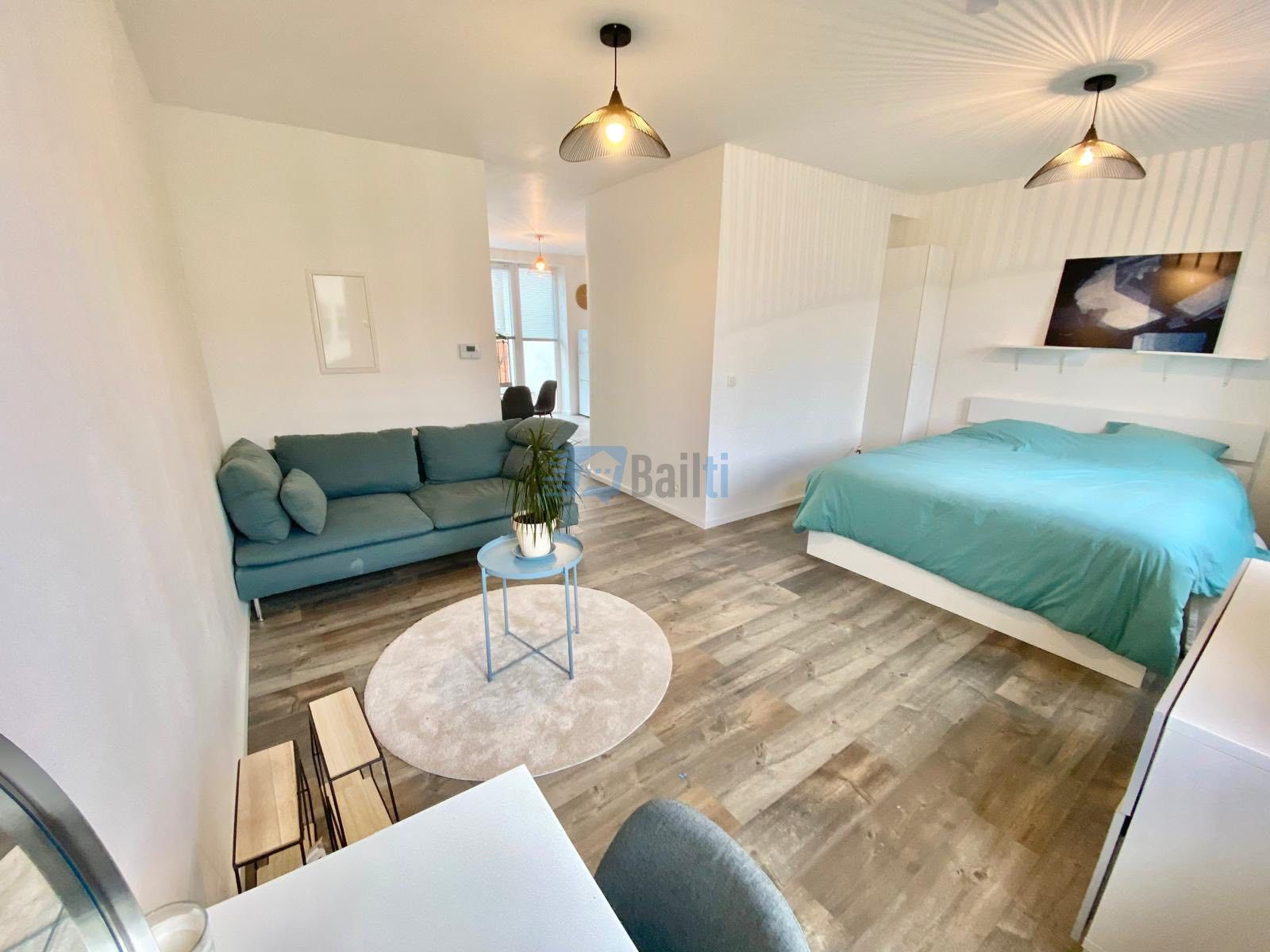 Sous location Vernoil-le-Fourrier